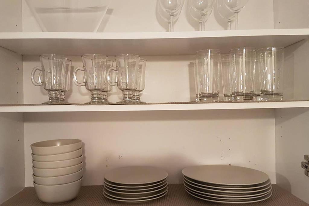 2-Bedroom Apartment Sweet #5 By Amazing Property Rentals Gatineau Esterno foto